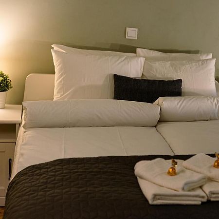 La Bella - Entire Apartment Near Gozsdu Udvar Budapeszt Zewnętrze zdjęcie